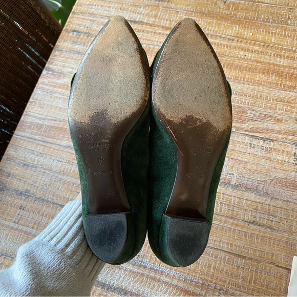 MIU MIU Suede Floral Low Heel Pumps Flower Appliqué Pointy Toe Sz 36.5 - Picture 9 of 11